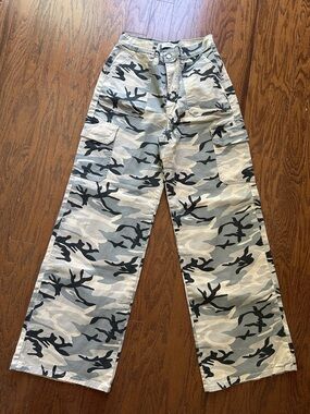 Vibrant Grey Camo Cargo Pants - Wide Leg